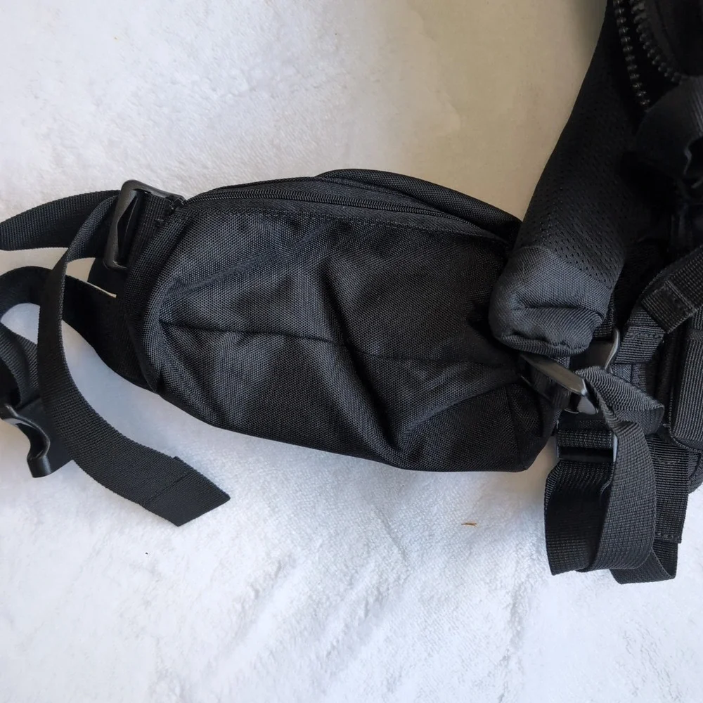 Freeloader Child Carrier with Saddle Seat Hiking Travel Seat 25-80 lbs Backpack